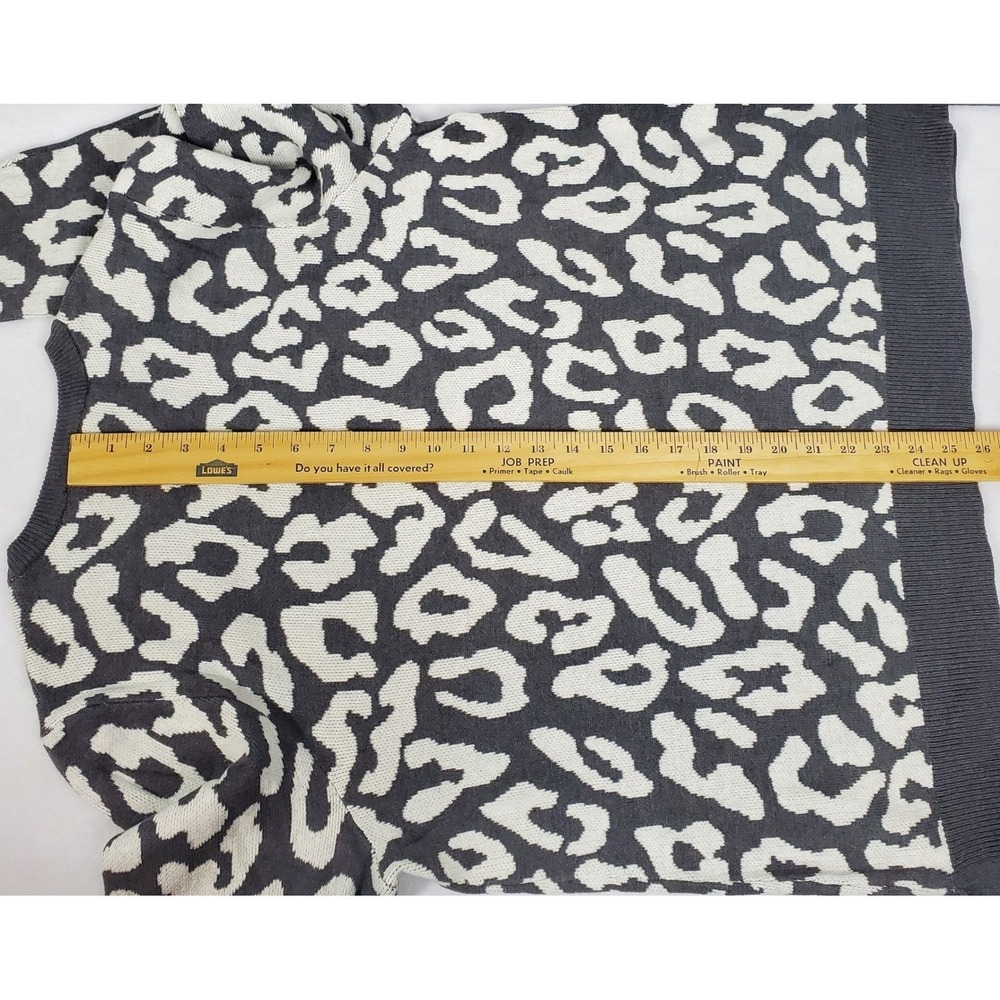Lane Bryant Womens Grey White Leopard Print Crew Neck Pullover Sweater 14/16 NWT - Picture 11 of 11